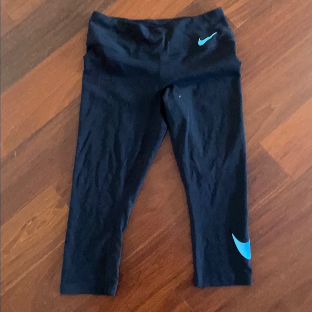 Black Capri Dri Fit Nike Workout leggings